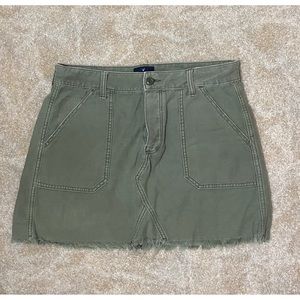 American Eagle olive green skirt 10